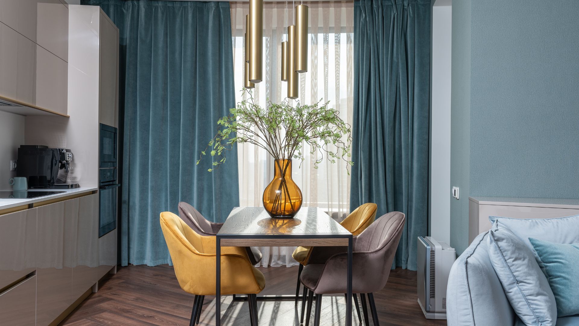 drapes 1